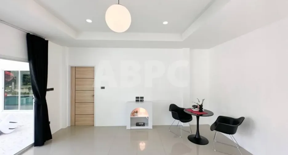 For rent and for sale 6 bedrooms house in Bang Lamung, Chonburi