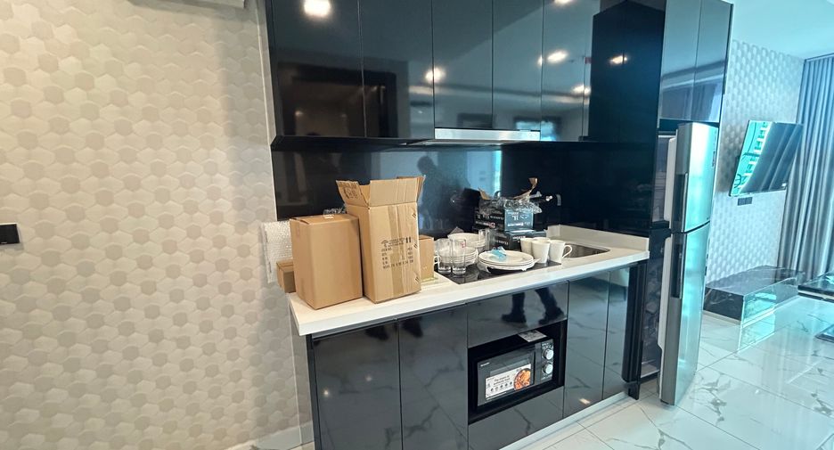 For rent 2 bedrooms condo in South Pattaya, Pattaya