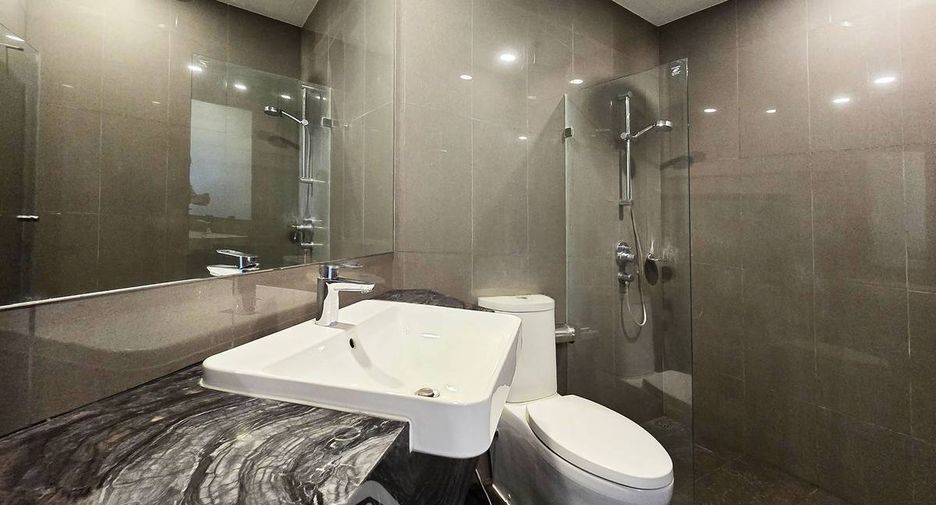 Wohnung zur Miete und zum Kauf mit 2 Zimmer in Bang Rak, Bangkok