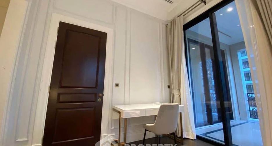 À vendre 2 chambres condo à Pathum Wan, Bangkok