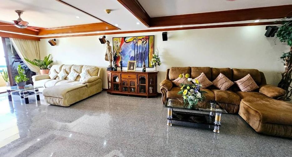 À vendre 2 chambres condo à Jomtien, Pattaya