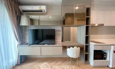 For rent 1 bed condo in Pathum Wan, Bangkok