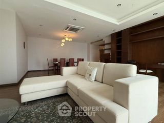 For rent 3 bedrooms condo in Sathon, Bangkok