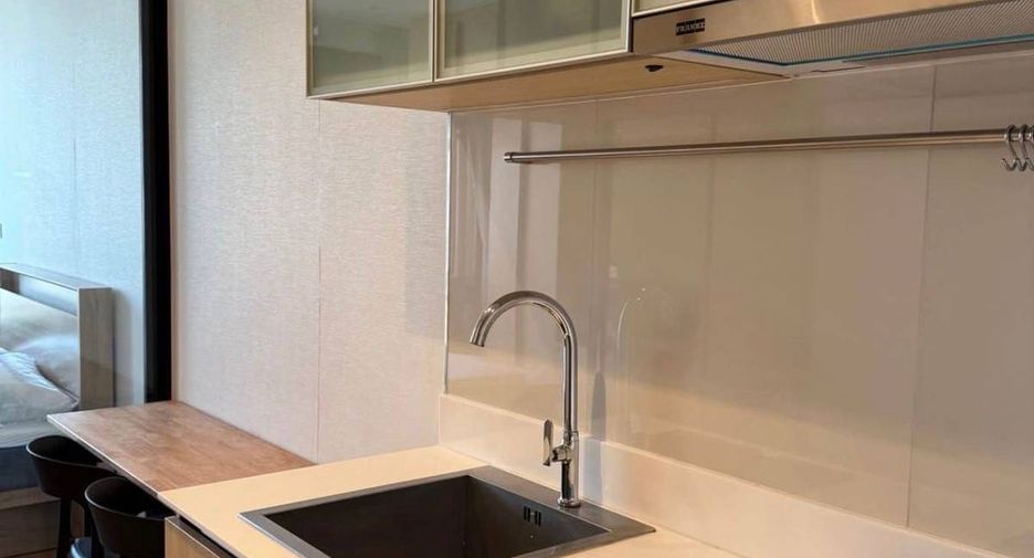 For rent 1 Beds condo in Watthana, Bangkok