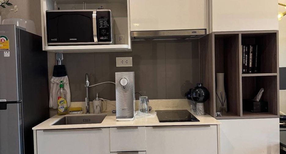 Condo en alquiler de 1 habitaciones en Bang Na, Bangkok