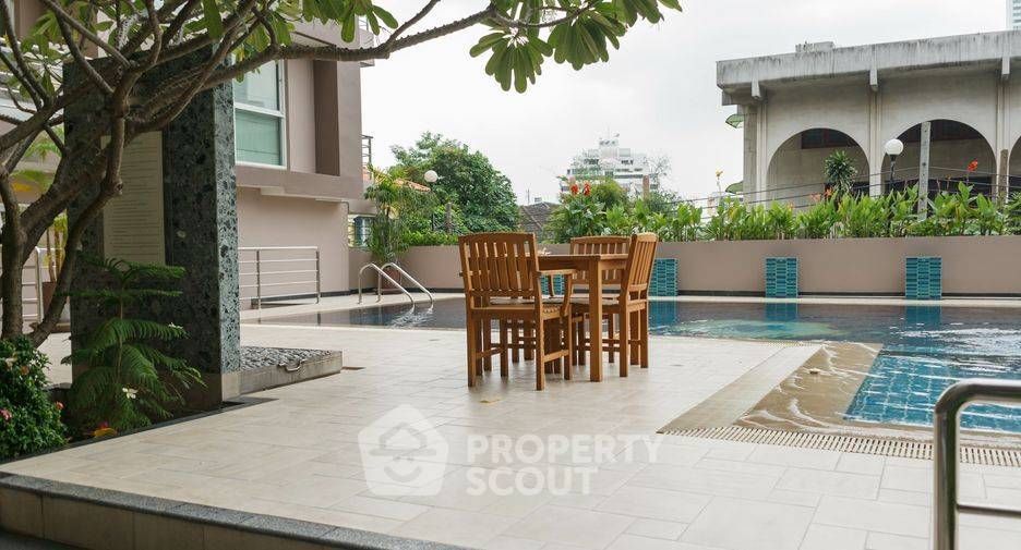 For rent 2 ベッドルーム condo in Khlong Toei, Bangkok