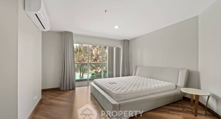 Wohnung zur Miete mit 5 Zimmer in Huai Khwang, Bangkok