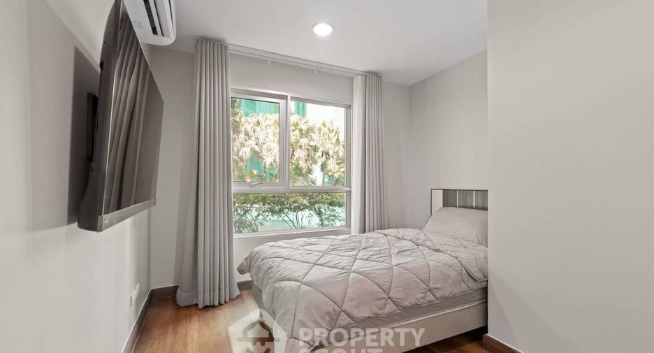 Wohnung zur Miete mit 5 Zimmer in Huai Khwang, Bangkok