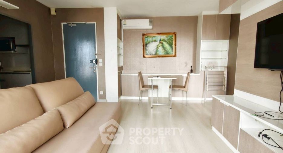For rent 2 bedrooms condo in Phra Khanong, Bangkok