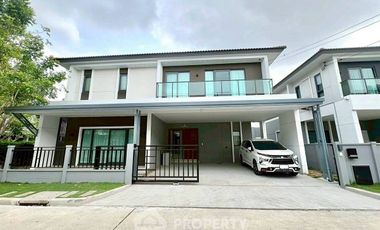 Haus zur Miete mit 4 Zimmer in Don Mueang, Bangkok