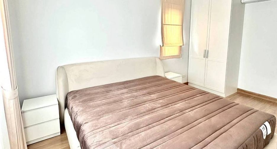 Haus zur Miete mit 4 Zimmer in Don Mueang, Bangkok