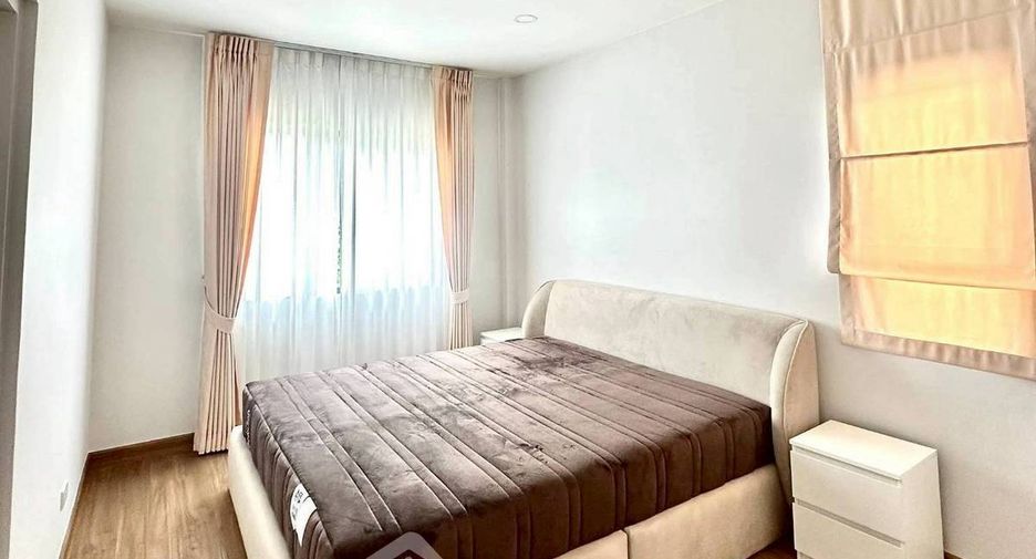 Haus zur Miete mit 4 Zimmer in Don Mueang, Bangkok
