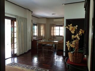 出租 2 卧室 独立屋 在 Khlong Toei, 曼谷
