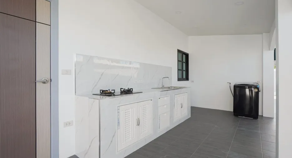 For sale 4 ベッドルーム house in East Pattaya, Pattaya
