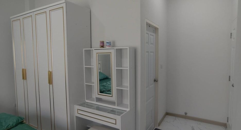 Haus zur Miete mit 3 Zimmer in East Pattaya, Pattaya