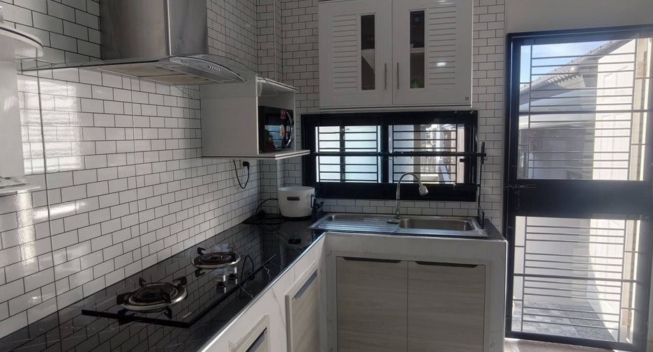 Haus zur Miete mit 3 Zimmer in East Pattaya, Pattaya