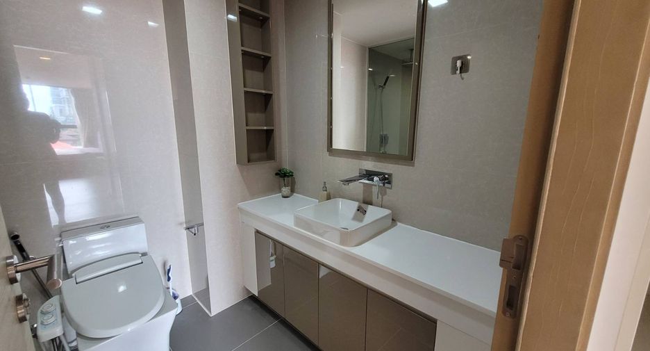 Condo en alquiler de 2 habitaciones en Khlong Toei, Bangkok