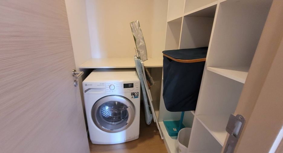 Condo en alquiler de 2 habitaciones en Khlong Toei, Bangkok