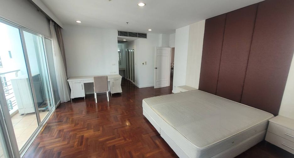 À louer 3 chambres condo à Khlong Toei, Bangkok