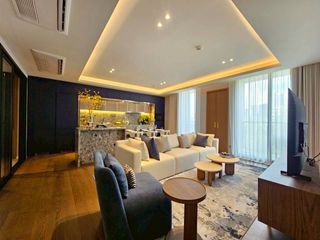 For rent 3 bedrooms condo in Khlong Toei, Bangkok