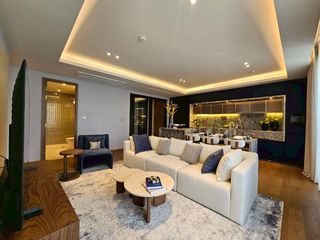 For rent 3 bedrooms condo in Khlong Toei, Bangkok