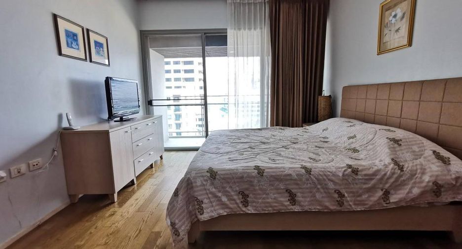 For rent 2 bedrooms condo in Khlong Toei, Bangkok