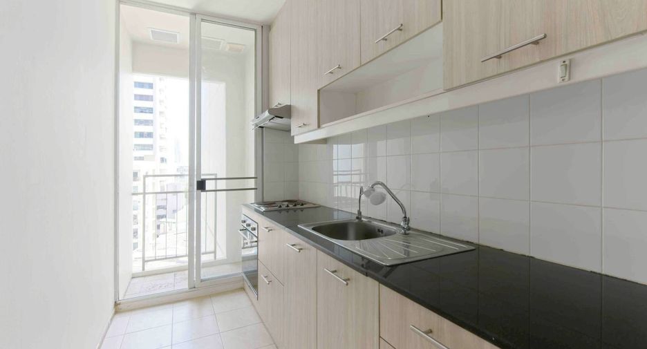 Wohnung zur Miete mit 2 Zimmer in Khlong Toei, Bangkok