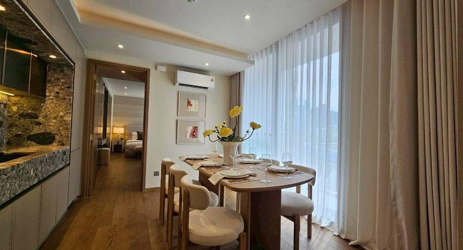 For rent 2 bedrooms condo in Khlong Toei, Bangkok
