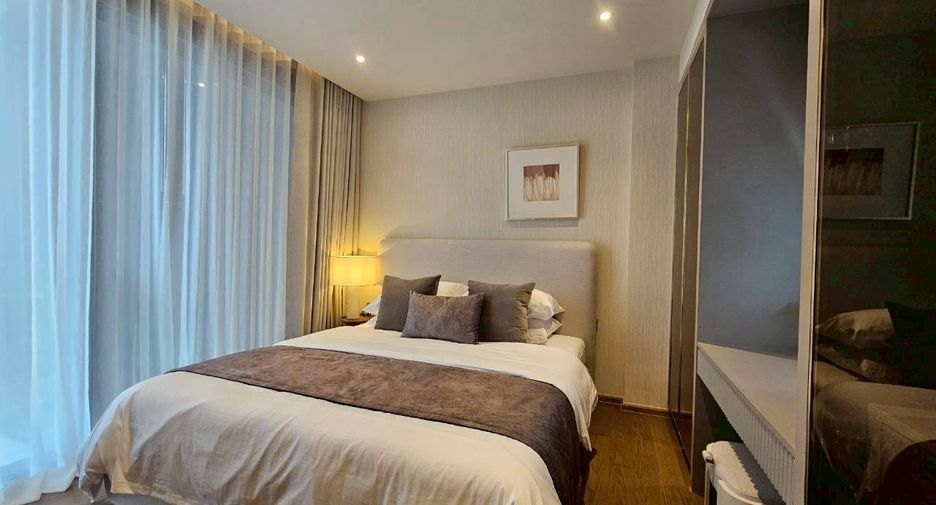 For rent 2 bedrooms condo in Khlong Toei, Bangkok