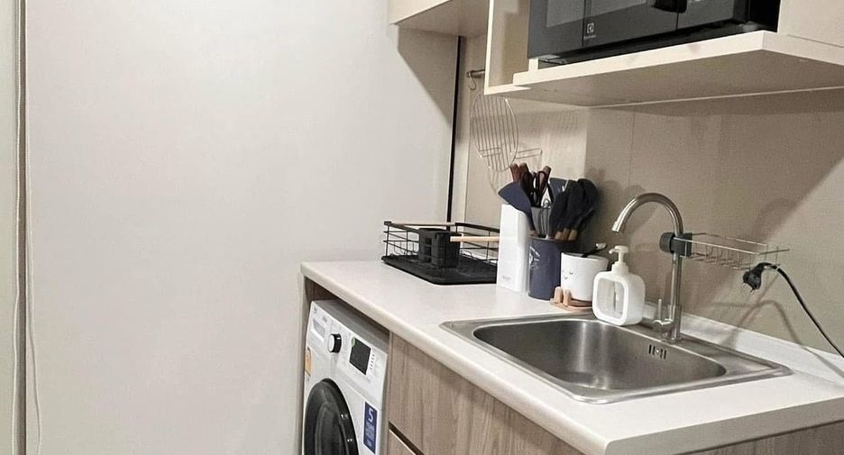 Condo en alquiler de estudio en Phra Khanong, Bangkok