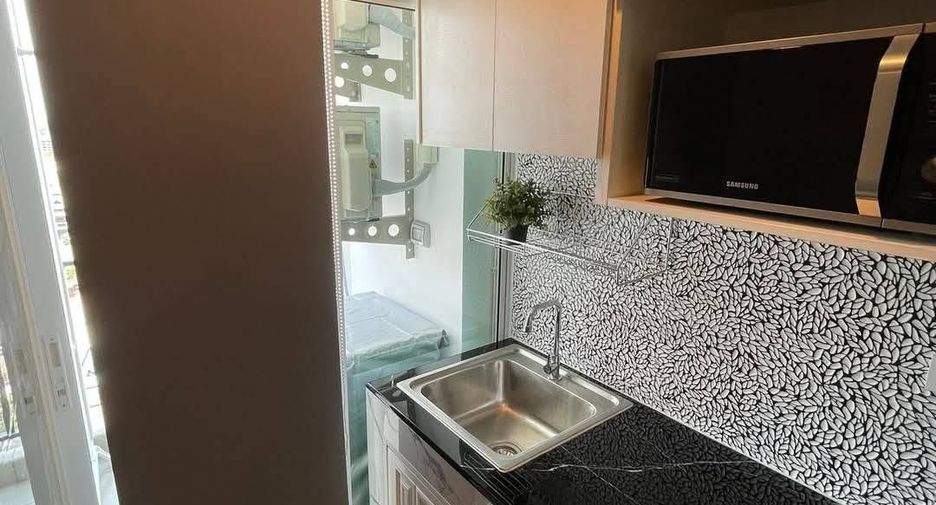 Condo en alquiler de 1 habitaciones en Bang Na, Bangkok