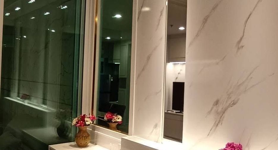 Condo en alquiler de 1 habitaciones en Bang Na, Bangkok