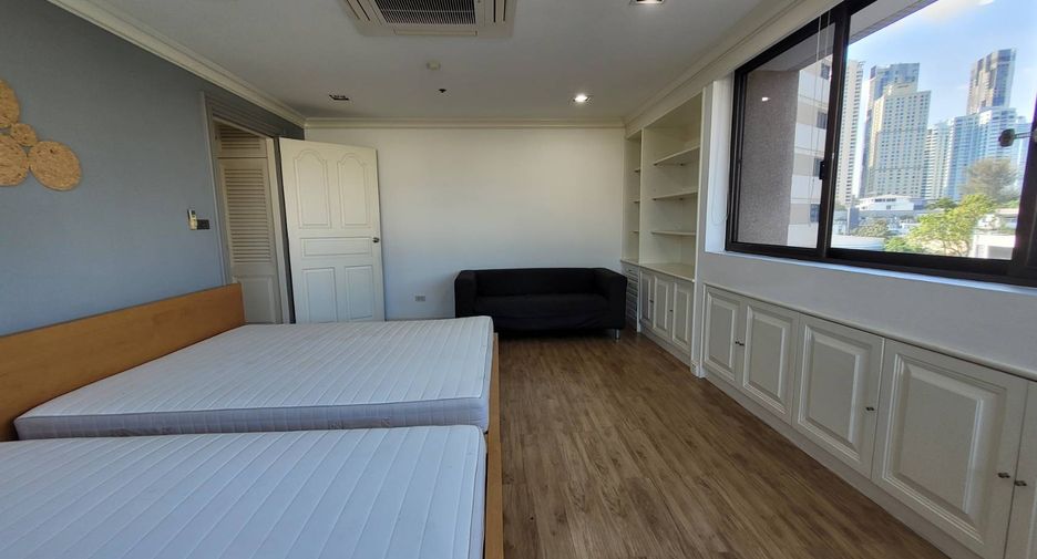 Wohnung zur Miete mit 3 Zimmer in Khlong Toei, Bangkok