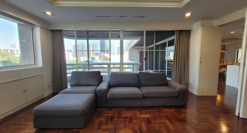 Wohnung zur Miete mit 3 Zimmer in Khlong Toei, Bangkok