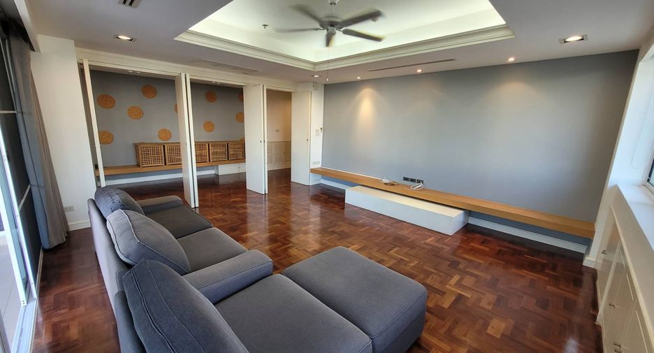 Wohnung zur Miete mit 3 Zimmer in Khlong Toei, Bangkok