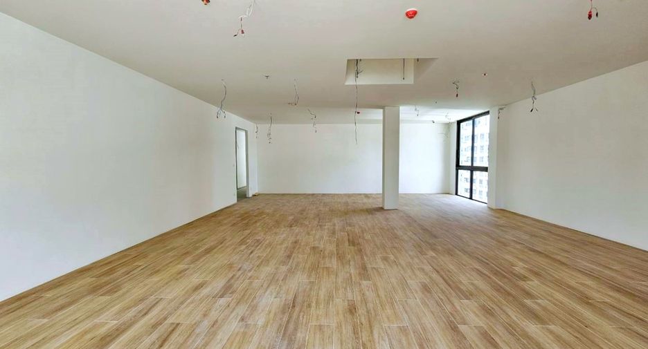 ให้เช่า 5 ห้องนอน คอนโด ใน สาทร, กรุงเทพฯ