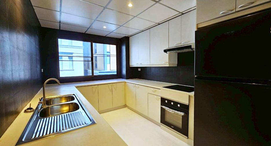 For rent 3 ベッドルーム condo in Watthana, Bangkok
