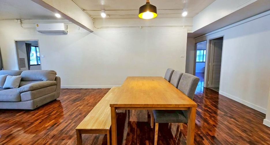 For rent 3 ベッドルーム condo in Watthana, Bangkok