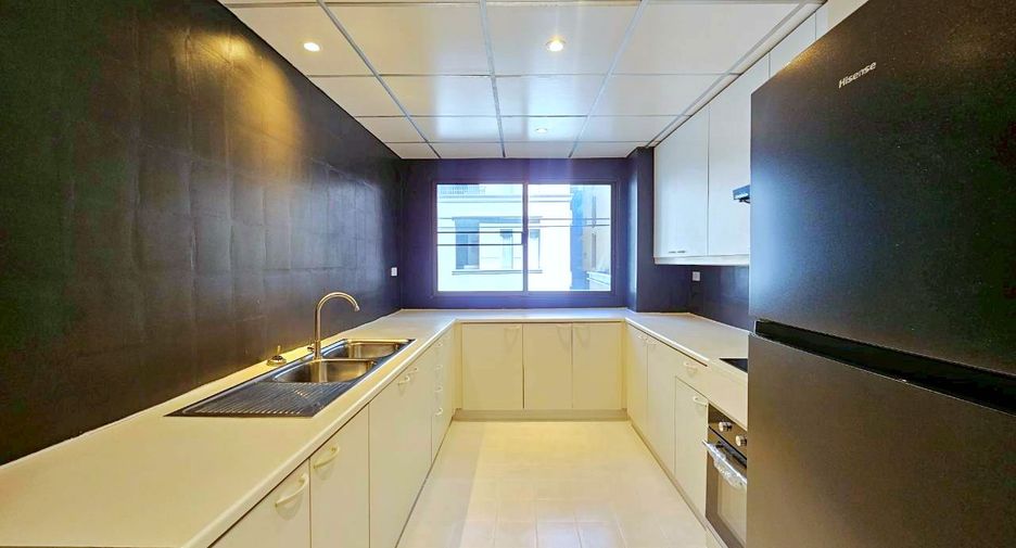 For rent 3 ベッドルーム condo in Watthana, Bangkok