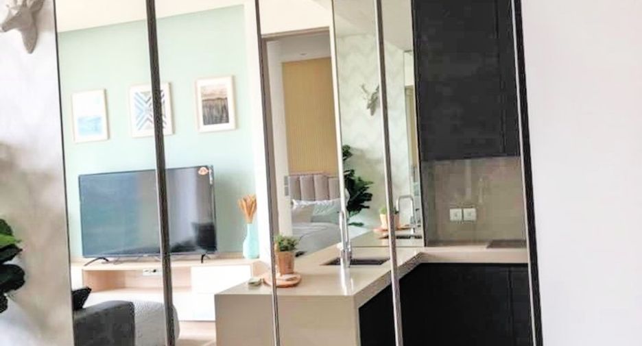 Condo en alquiler de 1 habitaciones en Sathon, Bangkok
