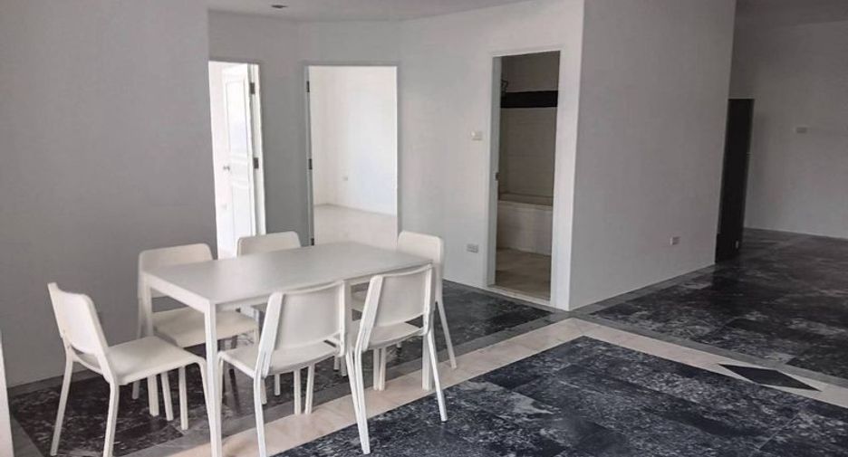 Wohnung zur Miete mit 2 Zimmer in Watthana, Bangkok
