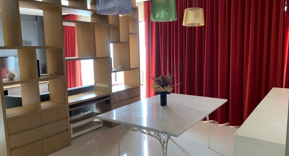 Wohnung zur Miete und zum Kauf mit 3 Zimmer in Khlong Toei, Bangkok
