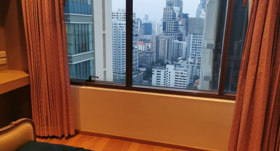 Wohnung zur Miete und zum Kauf mit 3 Zimmer in Khlong Toei, Bangkok