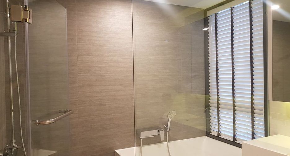 For rent 3 bedrooms condo in Watthana, Bangkok
