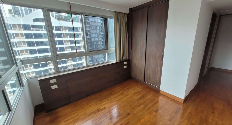 ให้เช่า 3 ห้องนอน คอนโด ใน วัฒนา, กรุงเทพฯ