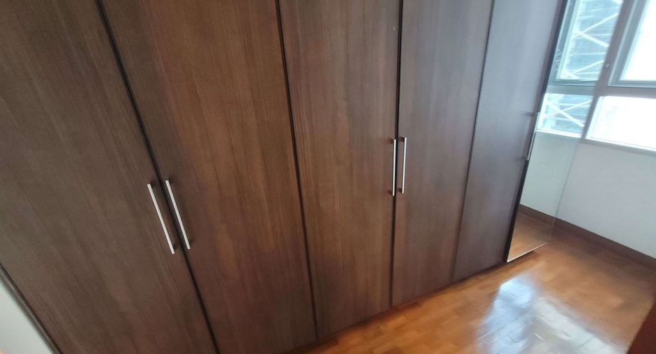 ให้เช่า 3 ห้องนอน คอนโด ใน วัฒนา, กรุงเทพฯ