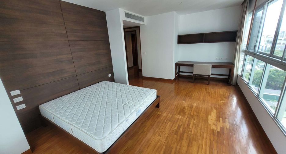 ให้เช่า 3 ห้องนอน คอนโด ใน วัฒนา, กรุงเทพฯ
