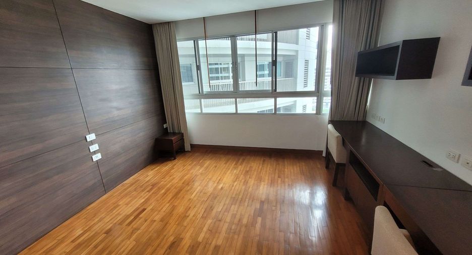 ให้เช่า 3 ห้องนอน คอนโด ใน วัฒนา, กรุงเทพฯ