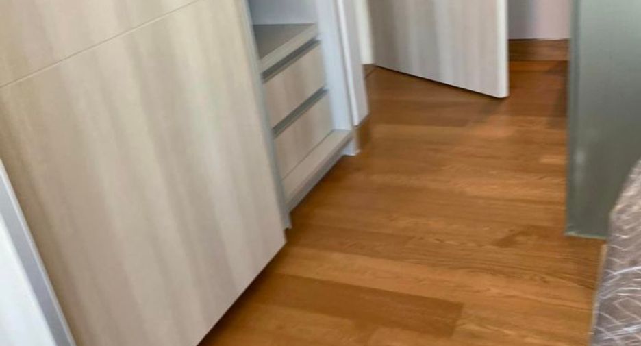 For rent and for sale 1 bed condo in Khlong Toei, Bangkok