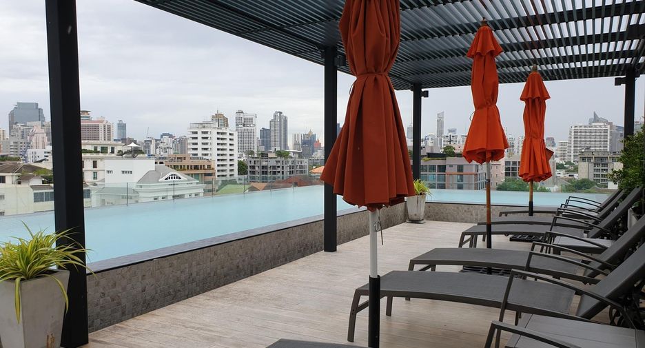Wohnung zur Miete mit 3 Zimmer in Watthana, Bangkok